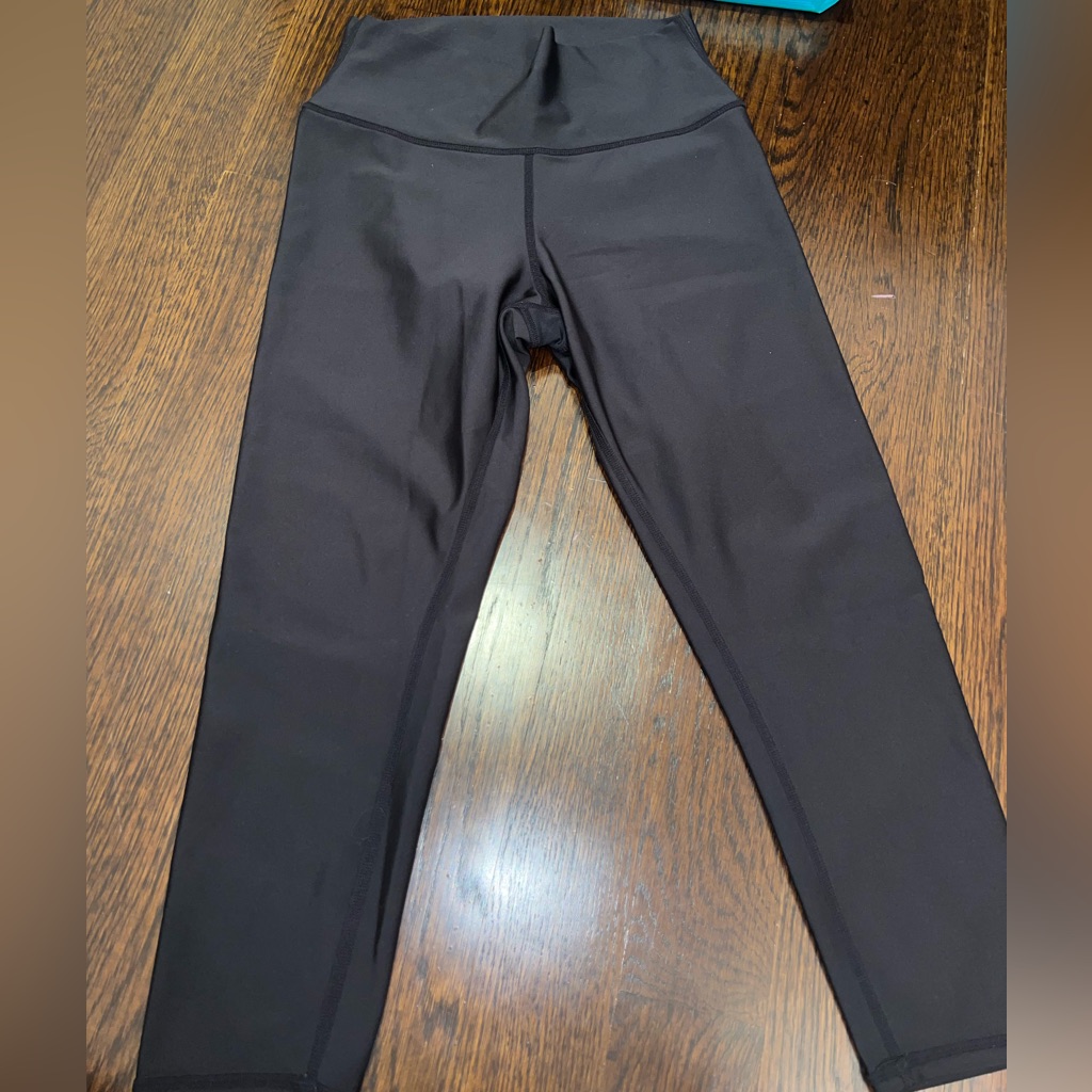 Black Alo Leggings